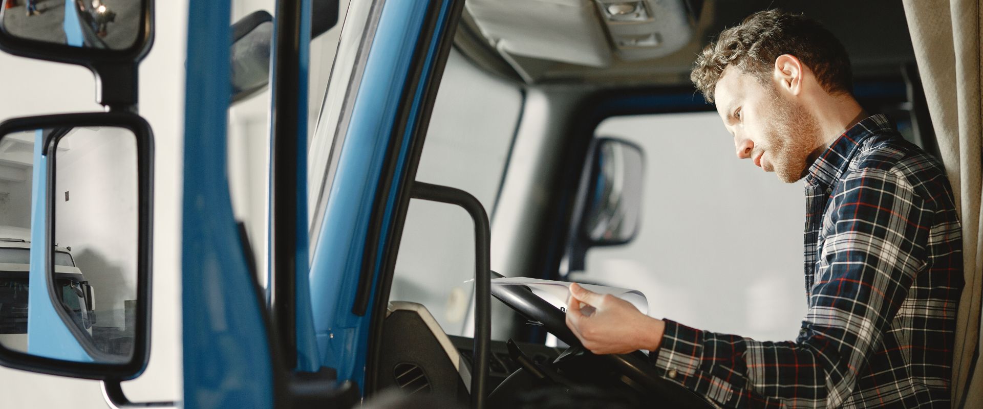Essential Insurance Tips for Australian Truck Drivers 2