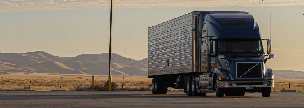 Truck Driver Insurance What Every Professional Needs To Know Blog Image (1)